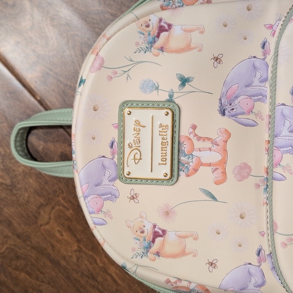 EUC Loungefly Disney Mini Backpack Winnie The Pooh - Picture 2 of 6